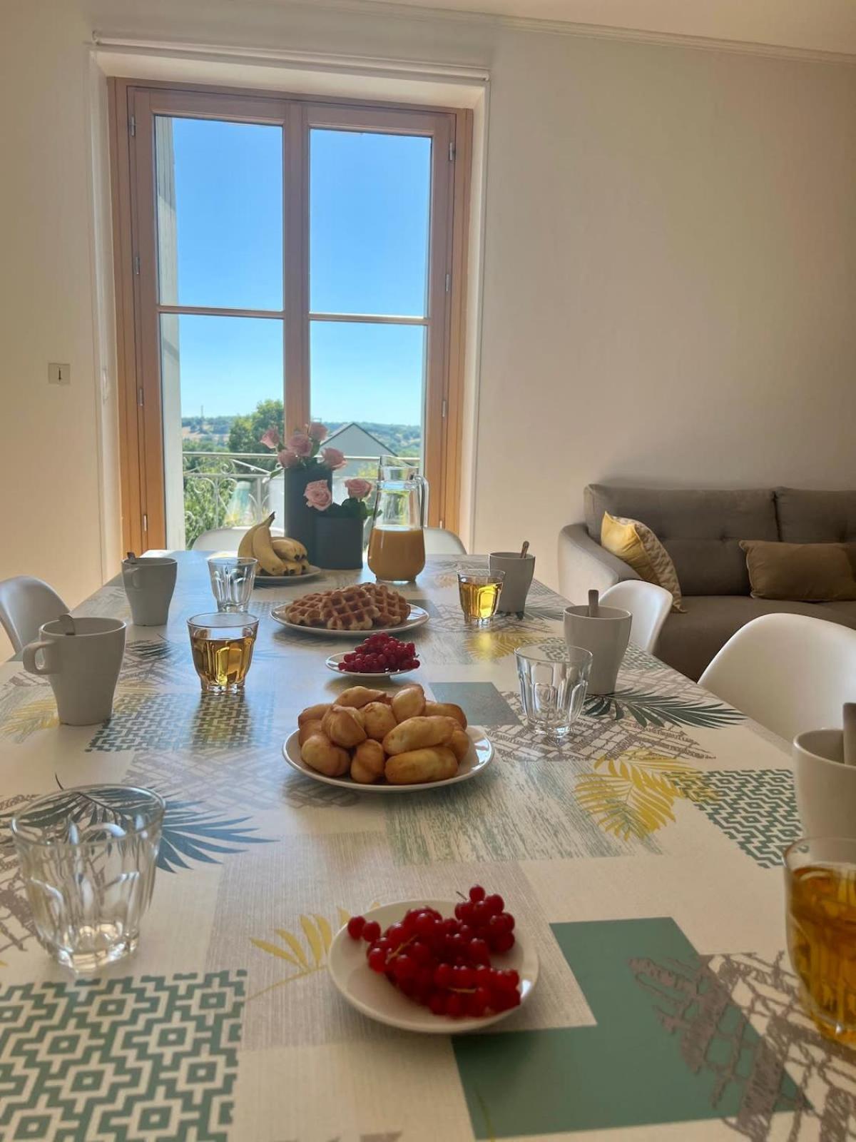 Villa La Baronnie - 11 Pers - Proche Brive -Jardin Ussac Esterno foto