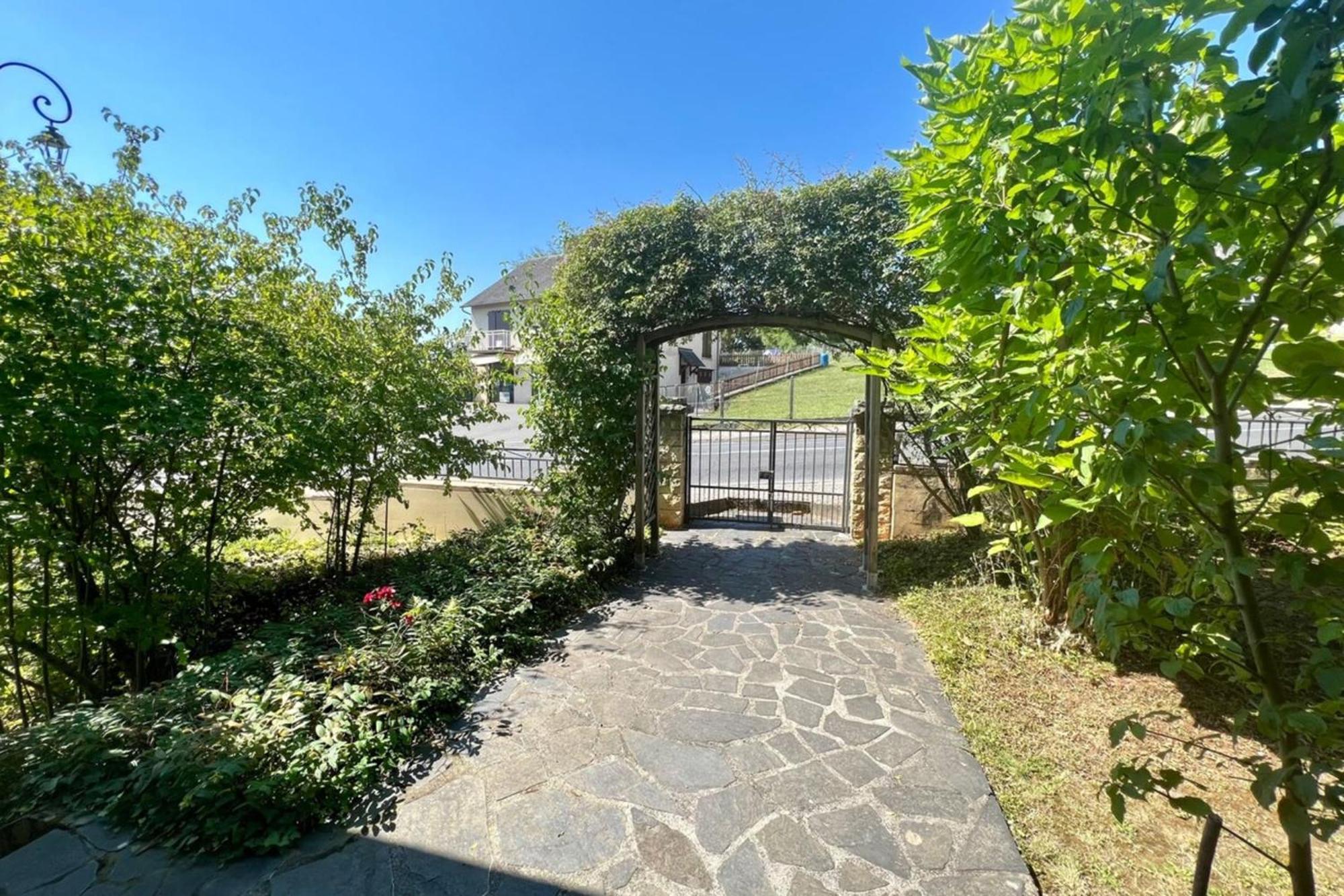 Villa La Baronnie - 11 Pers - Proche Brive -Jardin Ussac Esterno foto