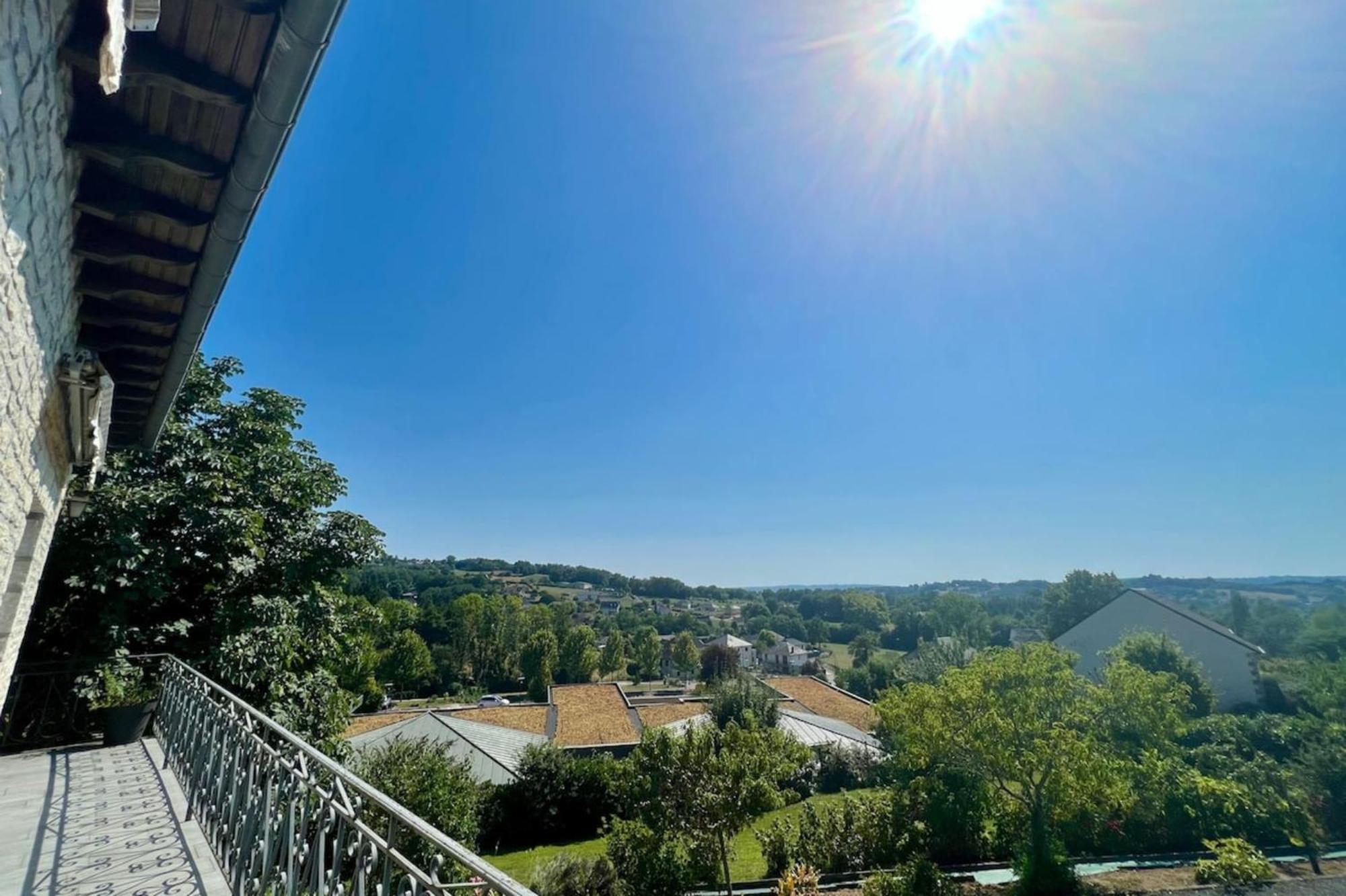 Villa La Baronnie - 11 Pers - Proche Brive -Jardin Ussac Esterno foto